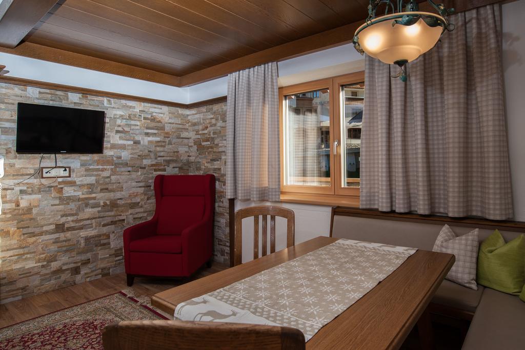 Hotel Garni Pra Posta Ischgl Exterior foto