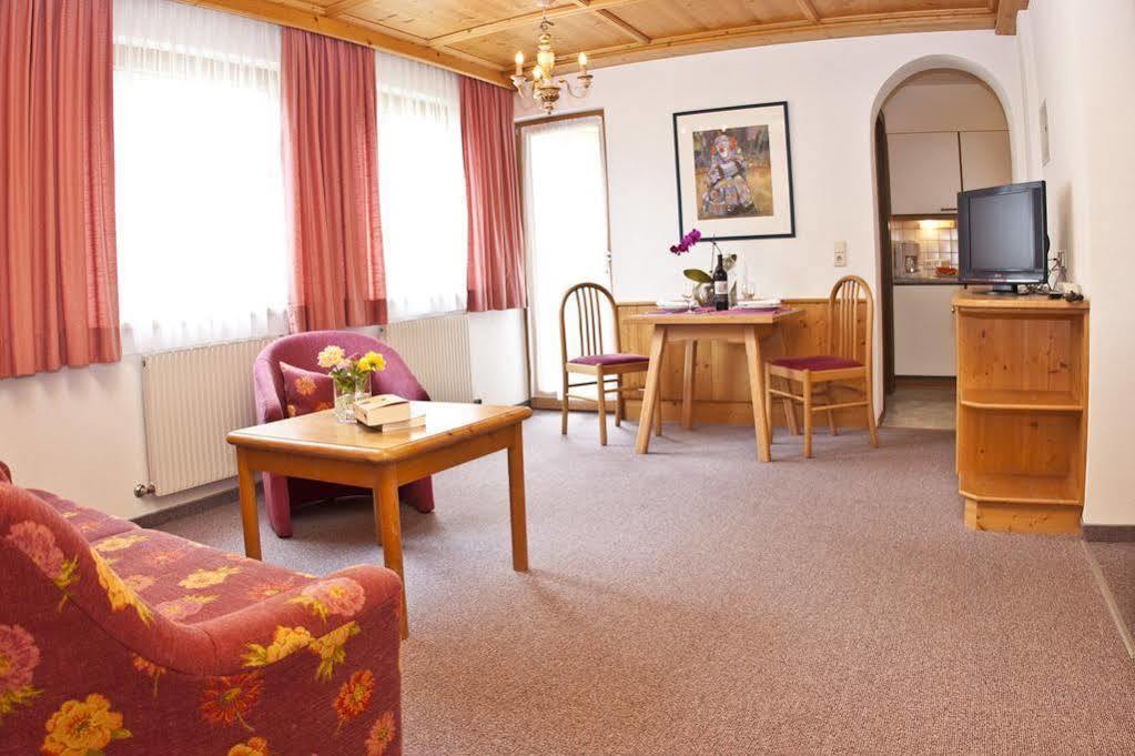 Hotel Garni Pra Posta Ischgl Exterior foto