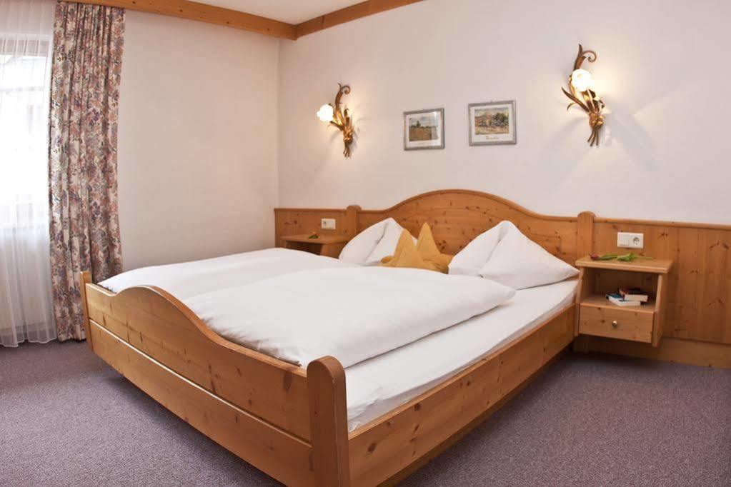 Hotel Garni Pra Posta Ischgl Exterior foto